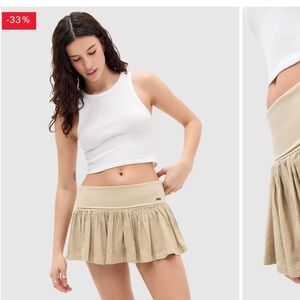 BDG URBAN OUTFITTERS  BDG Byrdie Micro Skort Size Small *Flaws
